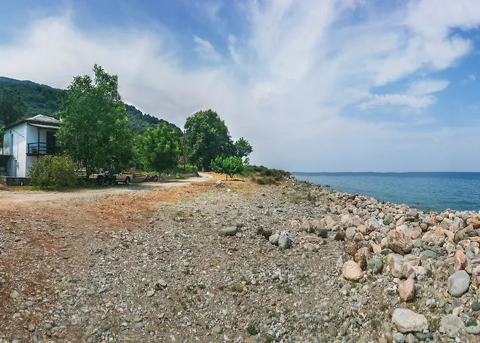 Lemongarden By The Sea